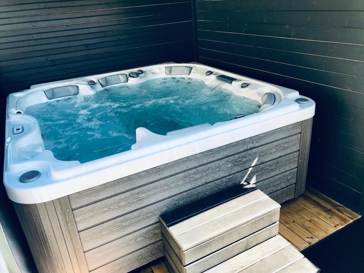 Guesthouse La Costiere - Logements Independants - Espace Piscine Jacuzzi Люнель Экстерьер фото