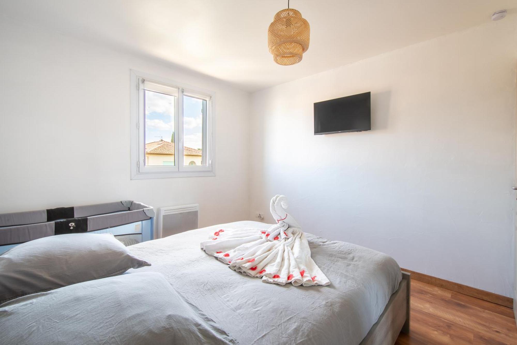 Guesthouse La Costiere - Logements Independants - Espace Piscine Jacuzzi Люнель Экстерьер фото