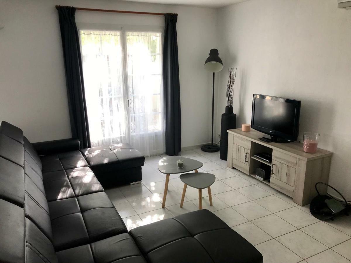 Guesthouse La Costiere - Logements Independants - Espace Piscine Jacuzzi Люнель Экстерьер фото